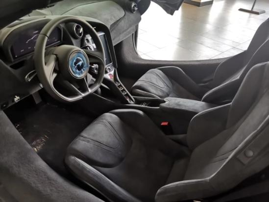 迈凯轮720S spider手续随车 优惠30万元