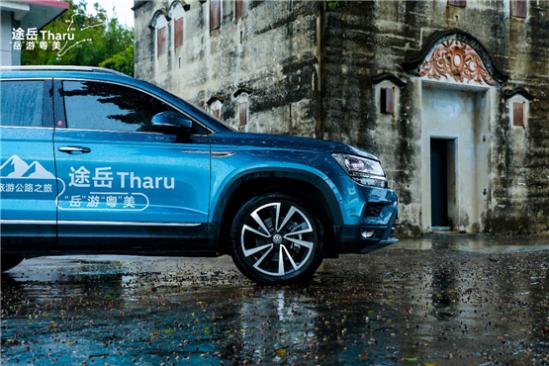                广东最美旅游公路·碉楼逸风