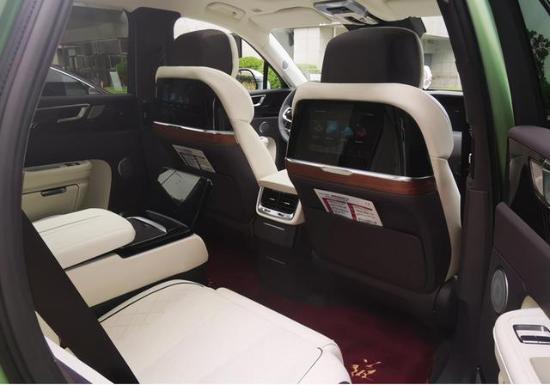 国产版库里南亮相北京车展，还未上市就收到1437份订单，真香