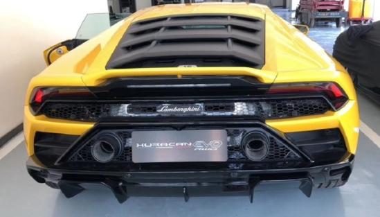 兰博基尼EVO国内现车颜色齐全最低提车价格