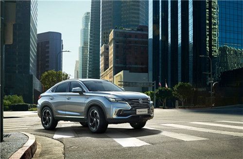 轿跑SUV也可以适合家用？体验2.0T长安汽车CS85COUPE