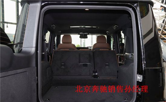 20款奔驰G350价格 G级越野车秉承一贯的磅薄野心