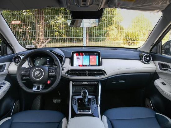 这车外观颜值酷似阿斯顿马丁，7.9秒破百，网友：上市或成爆款