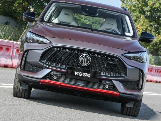 这车外观颜值酷似阿斯顿马丁，7.9秒破百，网友：上市或成爆款