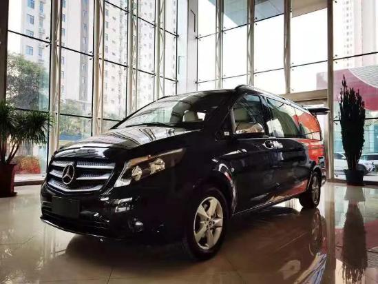 2021新款奔驰威霆平顶Mpv商务车 九速动力更强劲更平稳