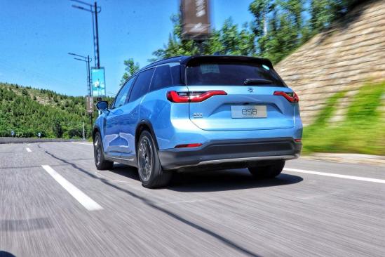 试驾体验蔚来ES8：由“半成品”变成“完全体”它经历了什么？