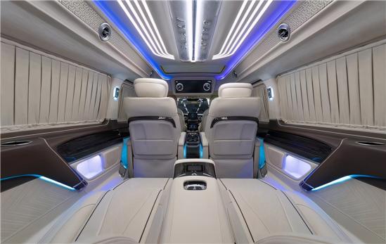 奔驰V260L尊贵加长版 私人定制银河系列