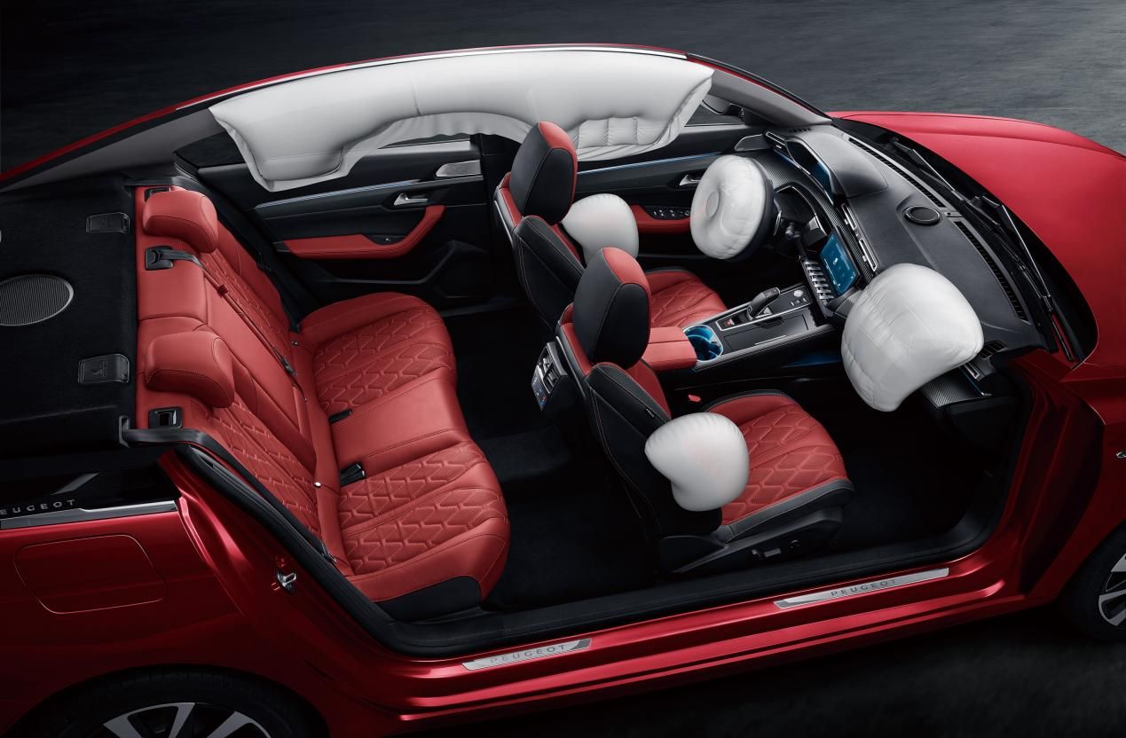 东风标致508L挑战 满载高速双向侧面碰撞试验