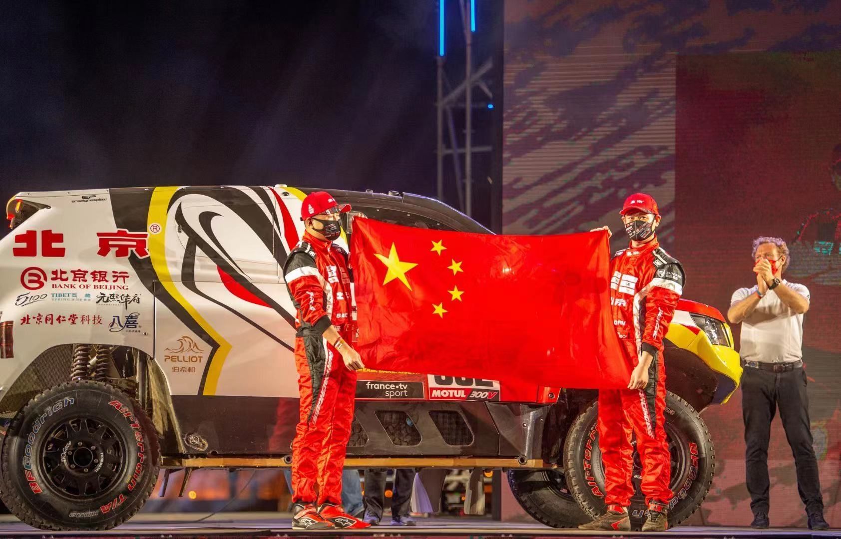 越野车的终极战场达喀尔拉力赛 BJ40够爷们