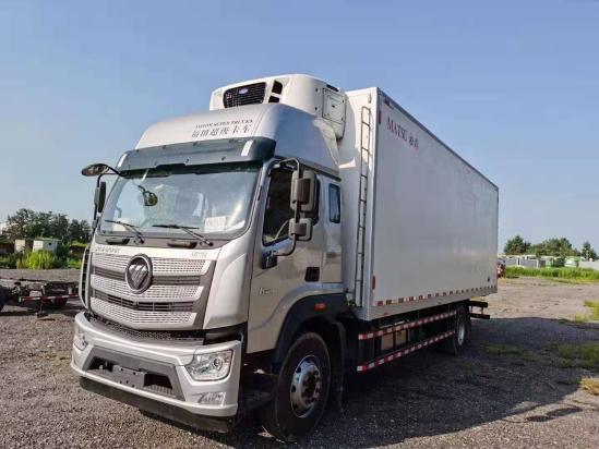 福田欧曼6X4 6.2米 东风天龙厢式货车价格多少