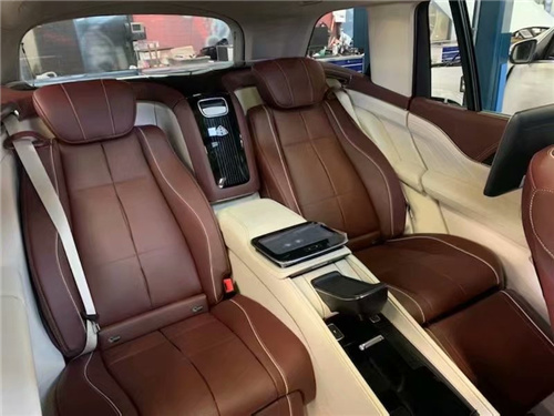 2021款迈巴赫奔驰GLS600双色车身预售  