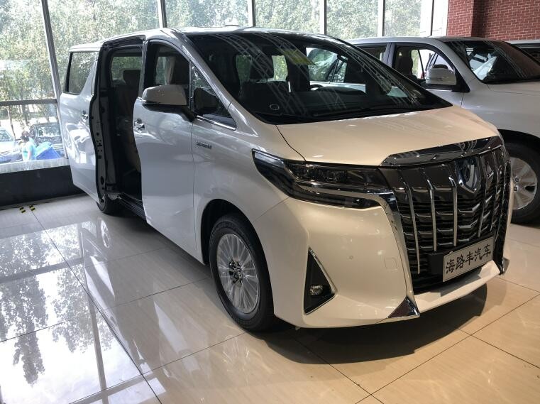 2020款丰田埃尔法豪华商务车全新上市  