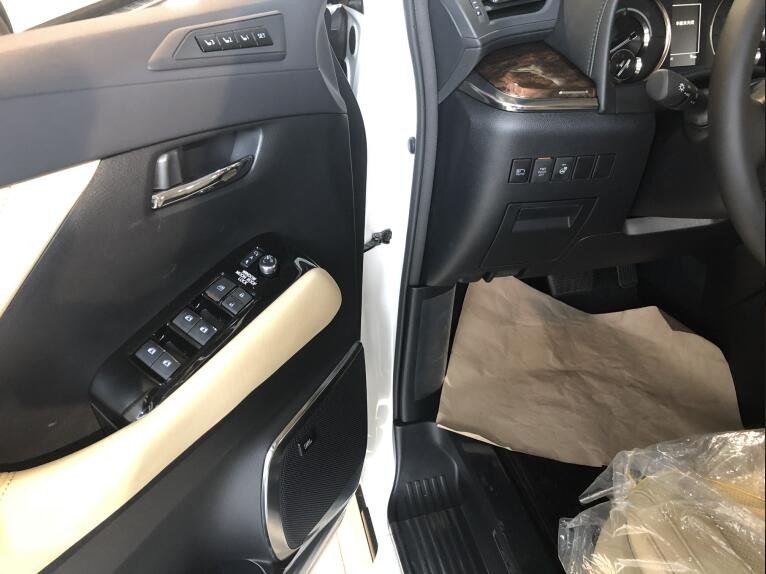 2020款丰田埃尔法豪华商务车全新上市  