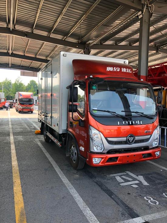 4米2高栏厢式载货车参数车身长/宽/高 报价