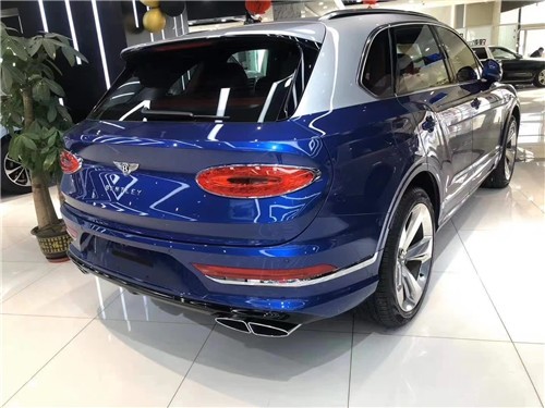 2021款宾利添越 新时代的典范更有排面 