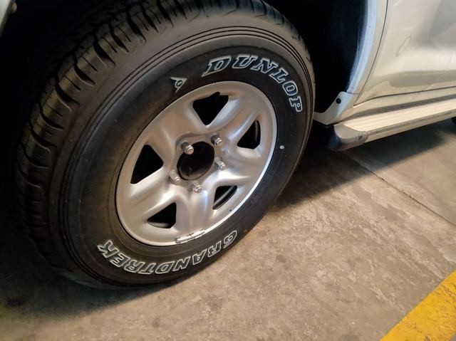 20款陆地巡洋舰4.0排量天津港大量现车 