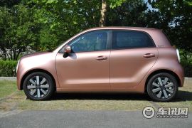 长城汽车-欧拉黑猫-351km豪华型  ￥7.98