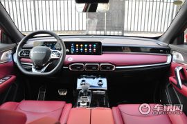 捷途汽车-捷途X70 PLUS-1.6T DCT地 5座  ￥12.7