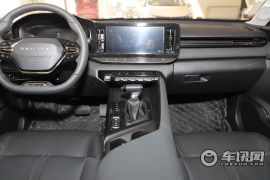 宝骏-宝骏RC-5-1.5T CVT智耀旗舰型  ￥10.98