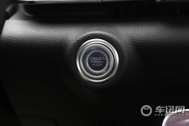 一汽奔腾-奔腾E01-量子波型定制版   ￥21.58