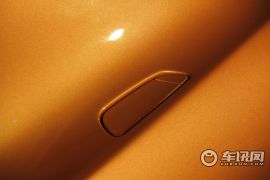 法拉利-SF90-3.9T V8 Spider  ￥499.8