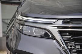 通用雪佛兰-探界者- 550T RS 四驱智能捍界版  ￥23.99