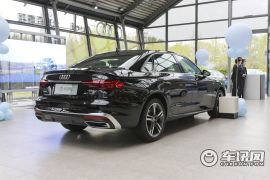 一汽奥迪-奥迪A4L-40 TFSI quattro 豪华动感型