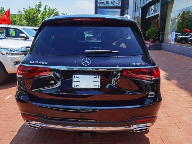 21款奔驰GLS450全新三叉星徽更显尊贵  