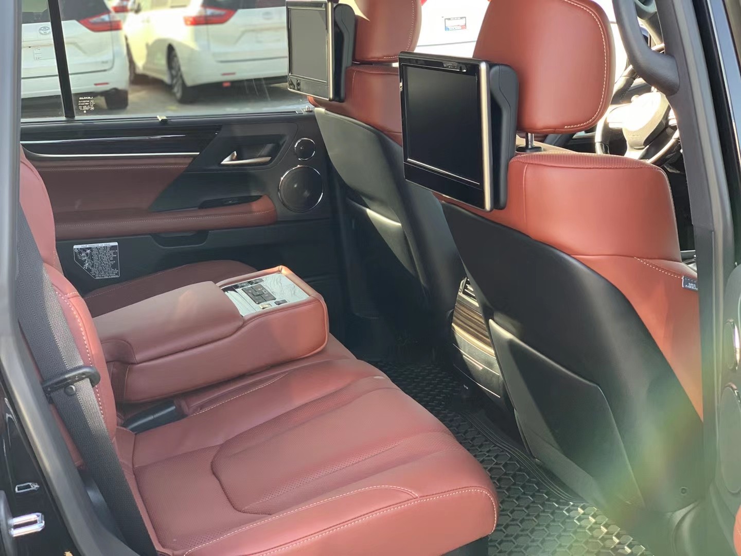 21款雷克萨斯LX570黑曜版加版国六现车 