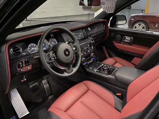 劳斯莱斯库里南BB版 同级翘楚底价诱惑