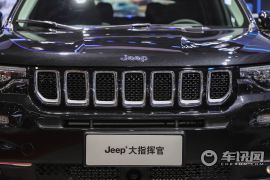 广汽菲克-大指挥官-2.0T 两驱领先版