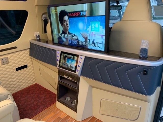 20款丰田海狮13座9座超高性价比大MPV  