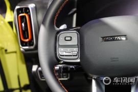 长城汽车-哈弗大狗-2.0T DCT四驱中华田园犬版