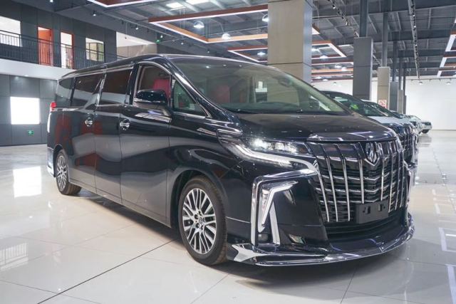 丰田埃尔法蒙娜丽莎系列接受内饰定制