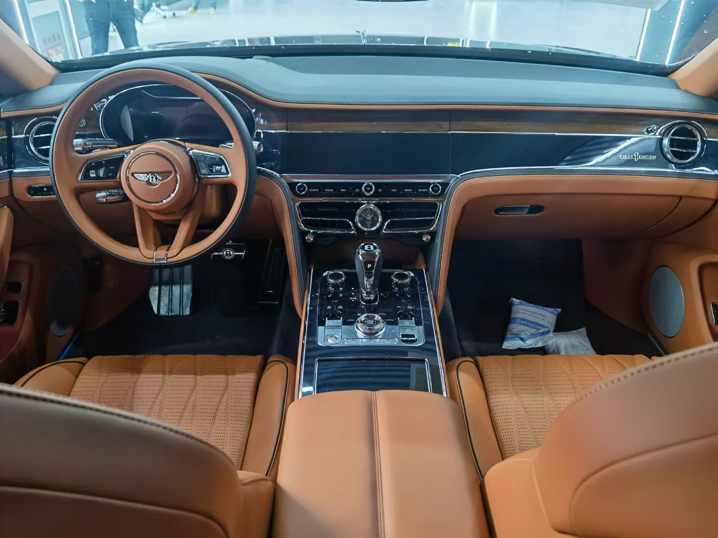 宾利飞驰首发限量版直击底价送豪华礼包