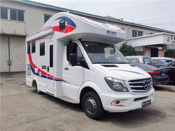 奔驰进口斯宾特C型房车，展厅现车     