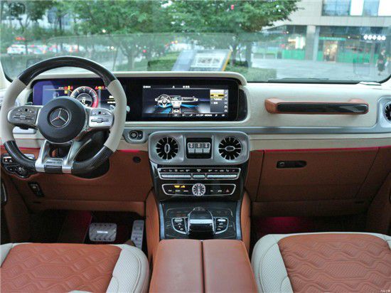 2020款迈莎锐奔驰G63 国六开放首批交车