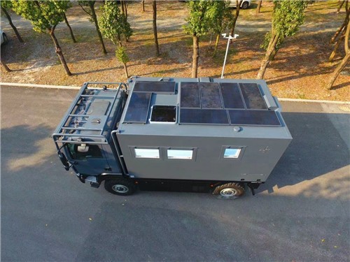 21款曼MAN4X4越野房车既然被成为房    