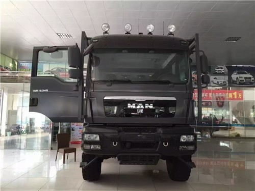 21款曼MAN4X4越野房车既然被成为房    