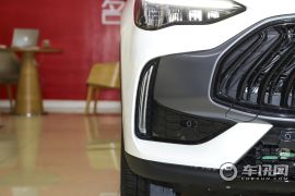 上汽集团-MG领航-300TGI 自动两驱Trophy尊享版