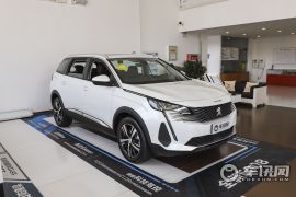 东风标致-标致5008-400THP 7座实力版