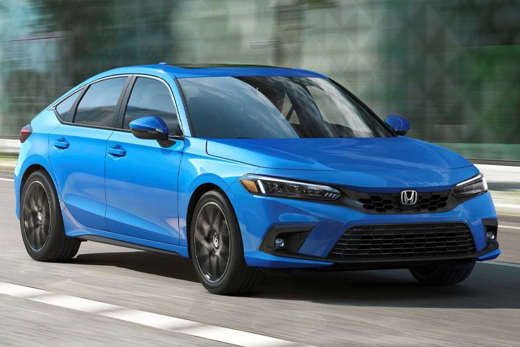 依旧提供手动挡，造型低调许多，全新思域HATCHBACK海外亮相