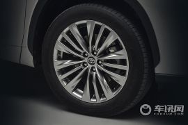 广汽丰田-汉兰达-双擎 2.5L 四驱至尊版 7座