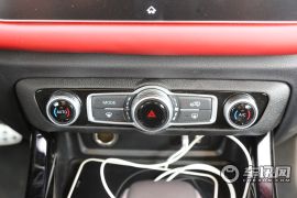 北京汽车-北京BJ30-1.5T 狼小野版