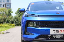 江汽集团-思皓QX-300T DCT尊荣智联型