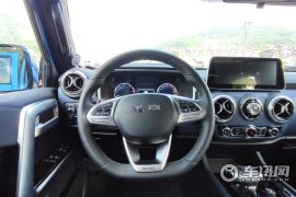 北京汽车-北京BJ40-2.3T 自动四驱刀锋英雄版至尊型