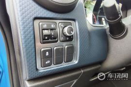 北京汽车-北京BJ40-2.3T 自动四驱刀锋英雄版至尊型