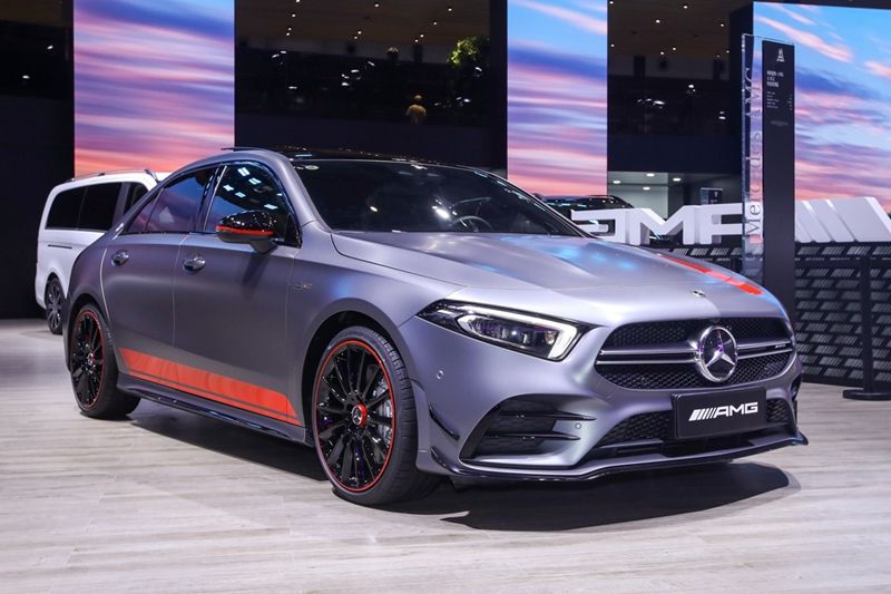 奔驰成都车展阵容：C级/S级上市，V级首秀