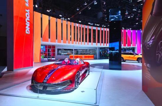 新知达人, MG潮品团：MG ONE首亮相 MGXPOWER性能猛