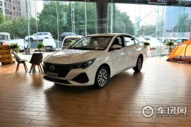 广汽乘用车-传祺GA4-PLUS 235T 手动精英版